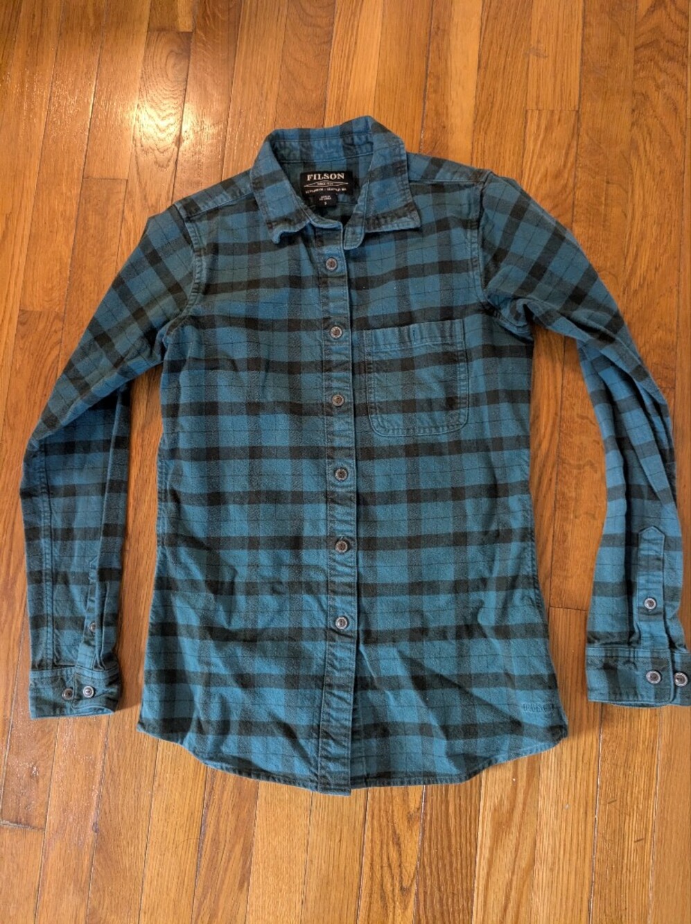 Filson Women's Lot Of 7 Flannel Shirts Size Small